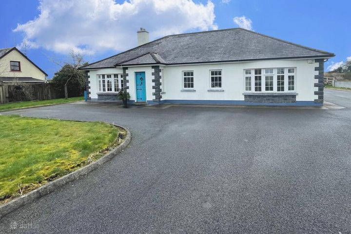 Cloonshanville, Frenchpark, Castlerea, Roscommon