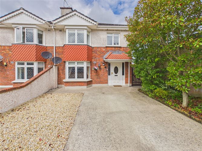 4 Creagh Lodge, Church Street, Ballinasloe, Co. Galway, H53KX40