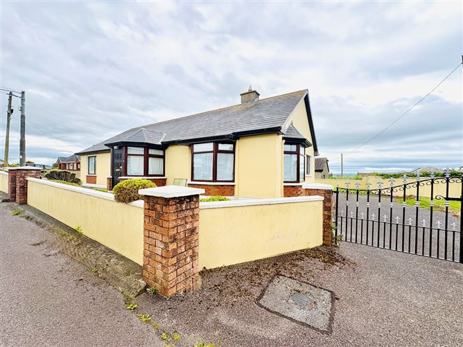Doon Road, Ballybunnion, Ballybunion, Co. Kerry, V31R902