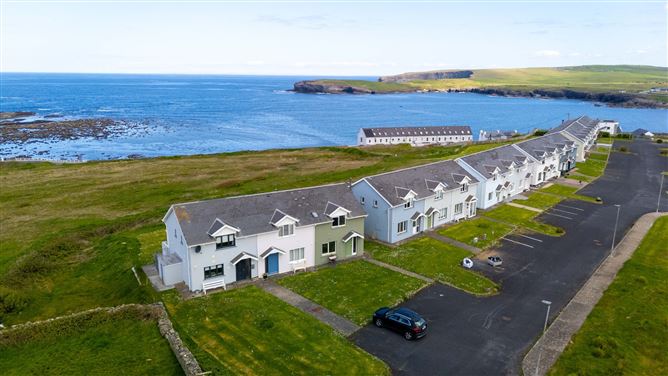 3 ATLANTIC VIEW, KILKEE, CLARE