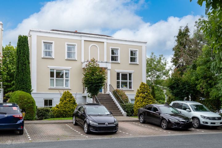 46 WESTFIELD, SION HILL, BLACKROCK