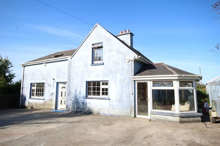 Castlelands, Enniskeane, Ballineen, Co. Cork, P47A378