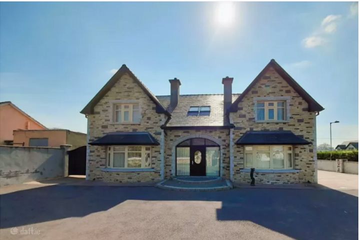 Anfield Manor, Upper Ballycasheen, Killarney, Co. Kerry, V93C58A