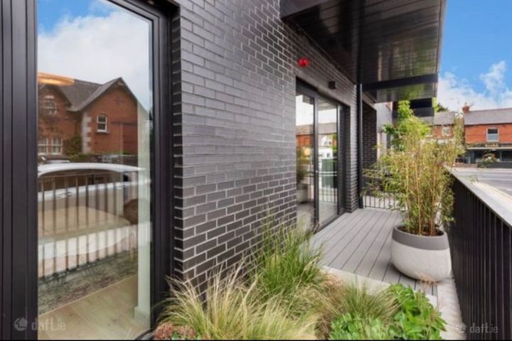 143 Merrion road , Ballsbridge, Co. Dublin