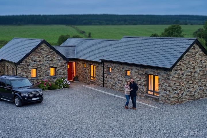 BALLINLEAGUE, VENTRY, TRALEE