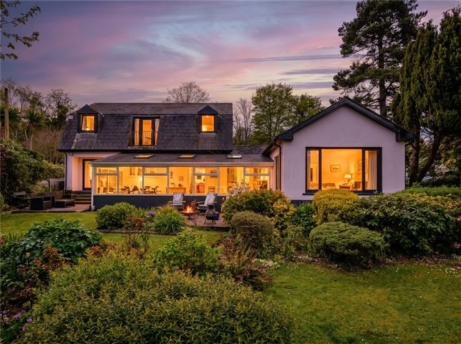 The Lodge, Castle Road, Blackrock, Cork