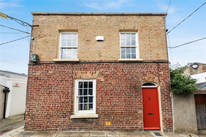 15 Albert Court East, Off Grand Canal Street Lower, Dublin 2, D02PR29