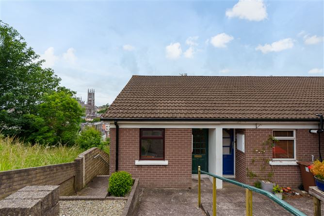 24 Shandon Court, Richmond Hill, St. Lukes, Co. Cork, T23VWT4