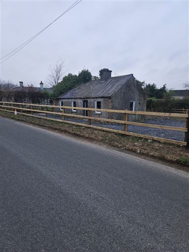 Cottage on c. 0.30 Acre at Carlow Road, Ballylynan, Laois