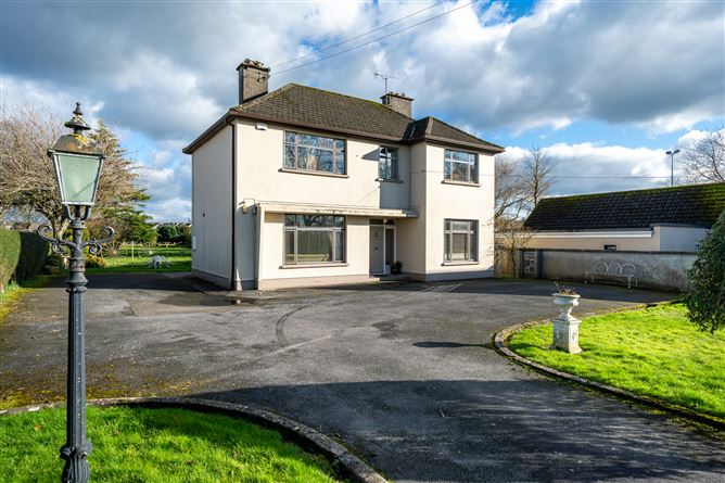 RAILWAY ROAD, BIRR, CO OFFALY
