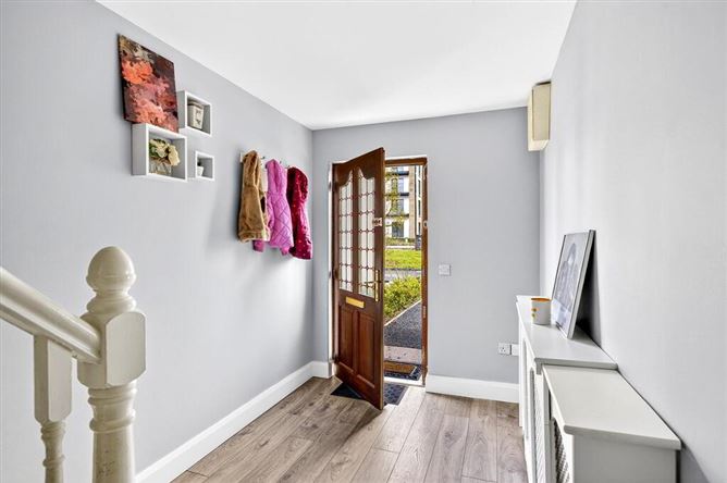 9 The Glen, Coosan Road, Athlone, Co. Westmeath, N37P7K7