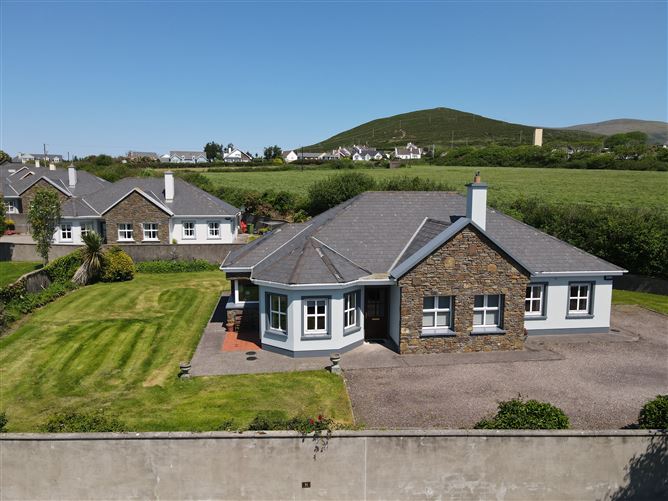 19 Ard Na Mara, Dingle, Co. Kerry, V92F578