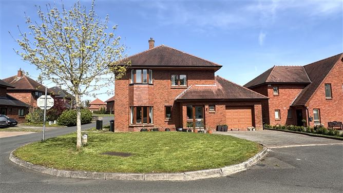 15 HAZEL GROVE, CLONBALT WOOD, LONGFORD