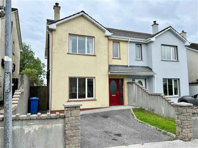 14 CREGGA COURT, ELPHIN, ROSCOMMON