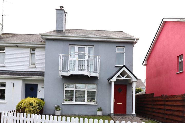 45 THE GLADE, ATHENRY, GALWAY