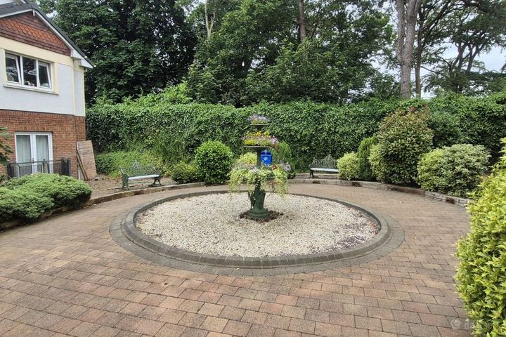 9 BOWLING COURT, MALLOW, CORK