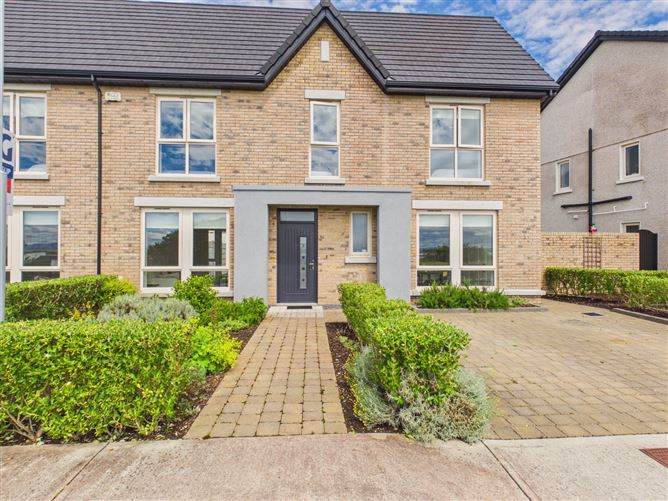 56 Cuirt Bhoirne, Roscam, Galway, H91VC3P