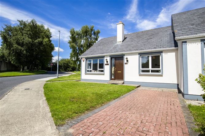 1 STRAWBERRY HILL, BUNCLODY, ENNISCORTHY