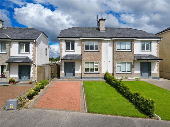 27 Parklands, Tubbercurry, Co. Sligo, F91Y13R