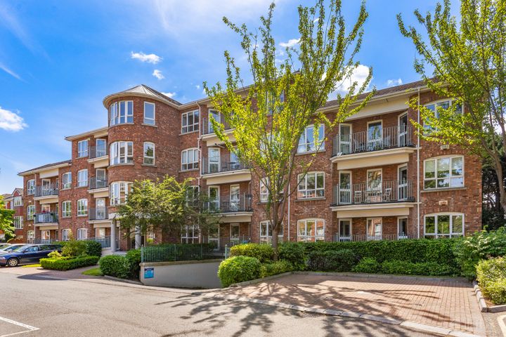 75 The Eglinton, Donnybrook Castle, Donnybrook, Dublin 4, D04PE83