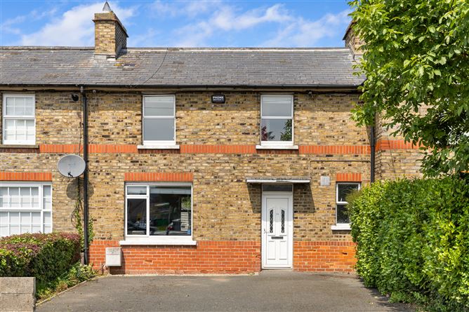 16 SALLYNOGGIN VILLAS, DUN LAOGHAIRE, CO DUBLIN