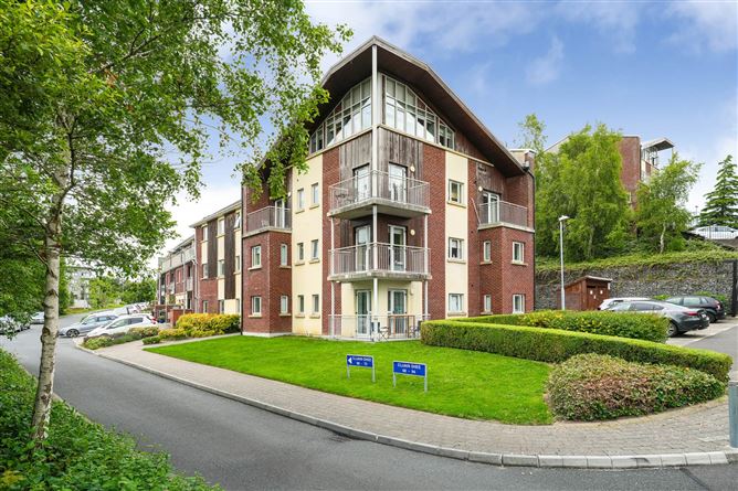 94 Cluain Shee, Aiken`s Village, Sandyford, Dublin 18, Co. Dublin, D18X628