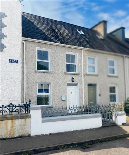 5 Castle Street, Donegal, Donegal Town, Co. Donegal, F94N8P2