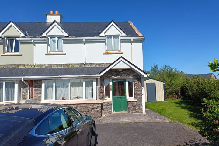 13 AN TOILEANN, VALENCIA ISLAND, KERRY