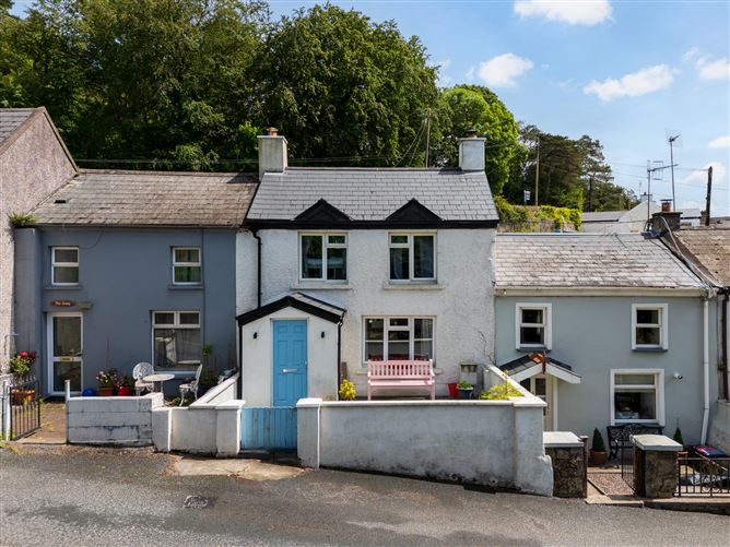 3 DRY BRIDGE VIEW, LOWER ANNMOUNT, GLOUNTHAUNE