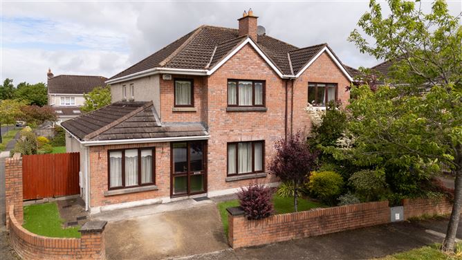 1 The Grove, Liffey Hall, Newbridge, Co. Kildare, W12TW28