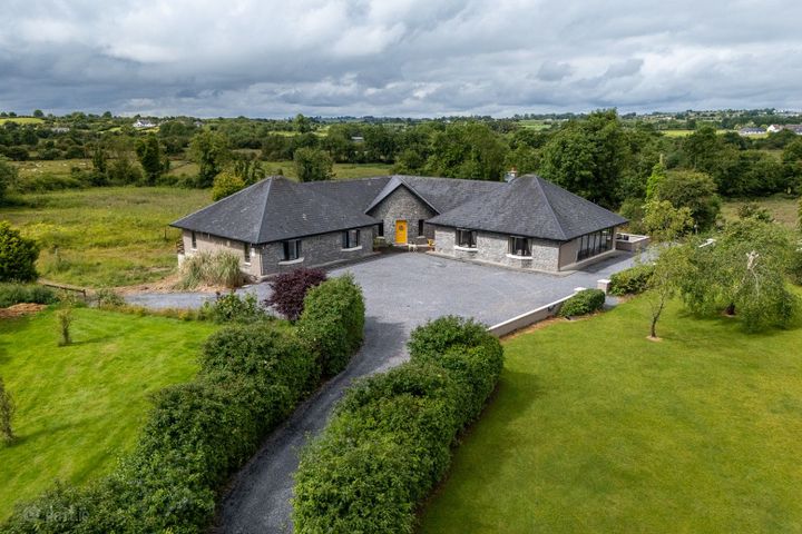 31 ARD AOIBHINN, ROSCOMMON, ROSCOMMON