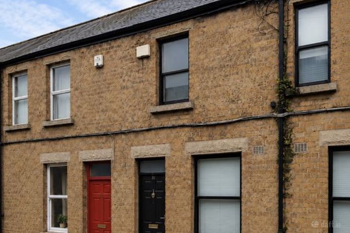 31 MERCHANTS RD, EAST WALL, DUBLIN 3