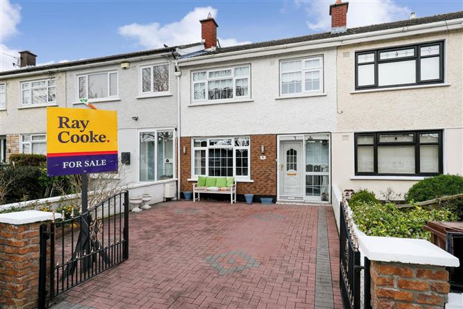 9 HILLCREST AVENUE, HILLCREST, LUCAN, CO. DUBLIN