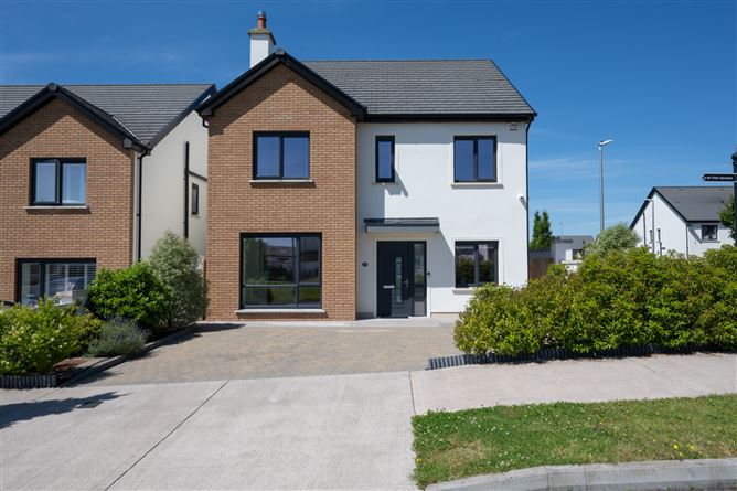 20 The Square, Heathfield, Carriganarra