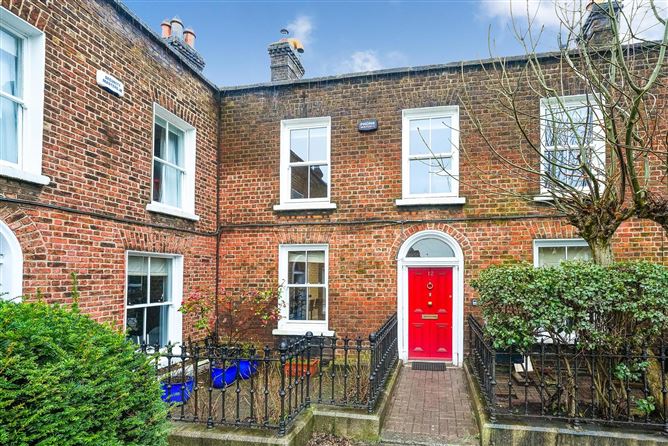 12 Albert Place East, Dublin 2, Grand Canal Dock, Dublin 2, D02Y153