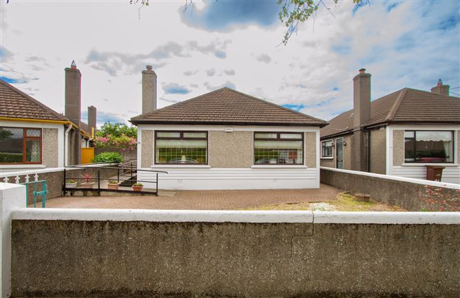 15 Dangan Park, Kimmage,   Dublin 12