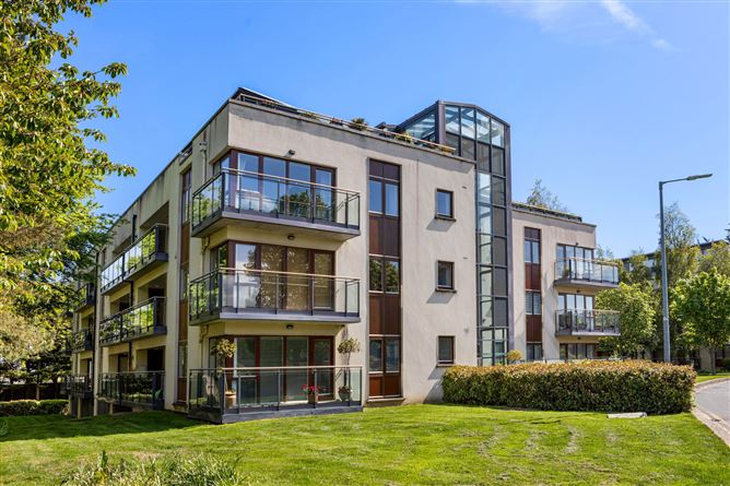 9 SEFTON HALL, KELSTON, FOXROCK