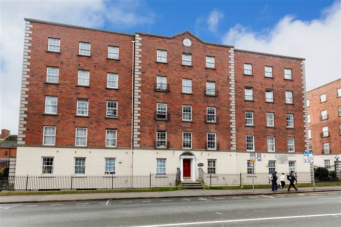 138 Custom Hall, Gardiner Srteet Lower, Dublin 1