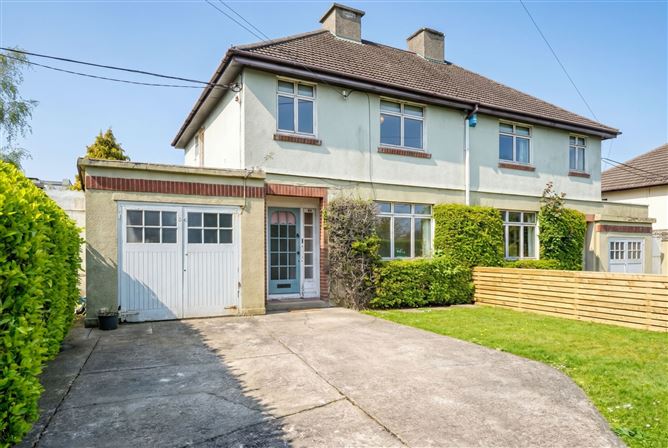 24 Abbey Road, Monkstown, Blackrock, Co. Dublin, A94C927