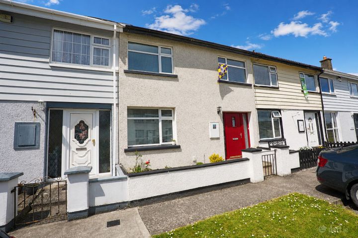110 CLUAIN AIRNE, SHANNON, COUNTY CLARE