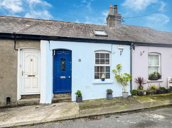 10 Coldwell Street, Glasthule, County Dublin