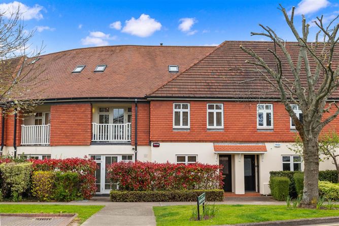 4 Hampton Crescent, St Helen`s Wood, Booterstown, County Dublin