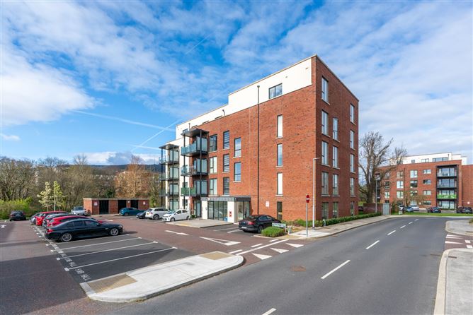 Apartment 1, Whitebeam Hall, Leopardstown, Dublin 18, D18PCA2