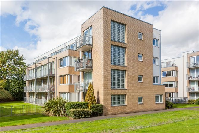 110 Griffith Hall, Drumcondra, Dublin 9