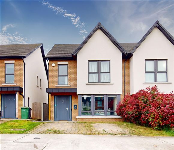 42 Hollywoodrath Drive, Hollystown, Dublin 15