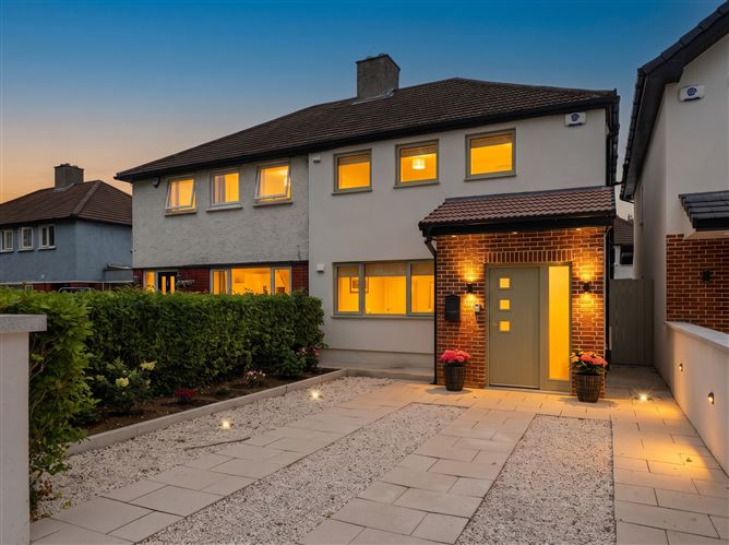 30 SHANOWEN CRESCENT, SANTRY, DUBLIN 9