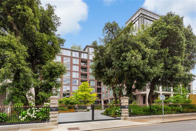 28 THE HUTCHINS, LANSDOWNE PLACE, BALLSBRIDGE