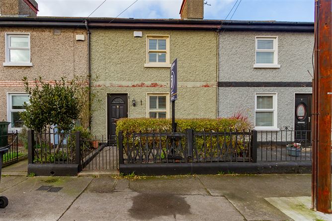 6 Geoffrey Keating Road, South Circular Road, Dublin 8