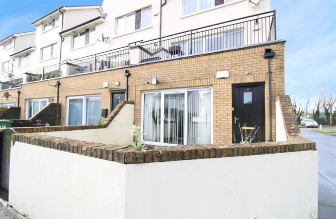 32 Hayworth Terrace, Ongar, Dublin 15, D15KP27