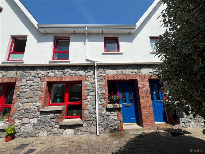 64 The Stables, Mill Road, Midleton, Co. Cork, P25R923